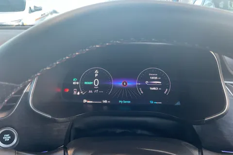 HK74RGY Renault ARKANA 1.6 E-Tech FHEV 145 Esprit Alpine 5dr Auto Thumbnail #12