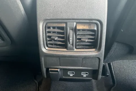 HK74RGY Renault ARKANA 1.6 E-Tech FHEV 145 Esprit Alpine 5dr Auto Thumbnail #34