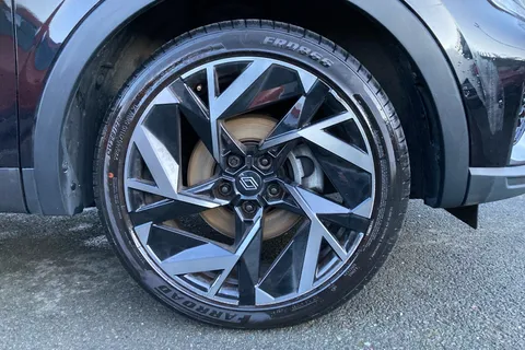 HK74RFN Renault ARKANA 1.6 E-Tech FHEV 145 Esprit Alpine 5dr Auto Thumbnail #5