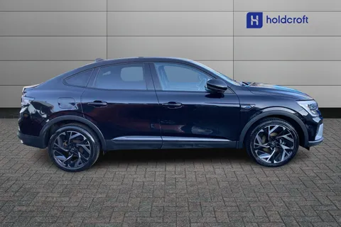 HK74RFN Renault ARKANA 1.6 E-Tech FHEV 145 Esprit Alpine 5dr Auto Thumbnail #6