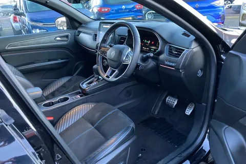 HK74RFN Renault ARKANA 1.6 E-Tech FHEV 145 Esprit Alpine 5dr Auto Thumbnail #22