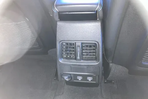 HK74RFN Renault ARKANA 1.6 E-Tech FHEV 145 Esprit Alpine 5dr Auto Thumbnail #24