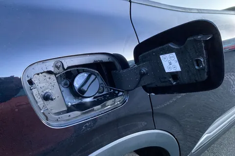 HK74RFN Renault ARKANA 1.6 E-Tech FHEV 145 Esprit Alpine 5dr Auto Thumbnail #25