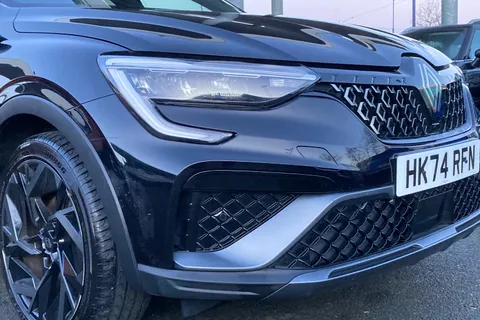 HK74RFN Renault ARKANA 1.6 E-Tech FHEV 145 Esprit Alpine 5dr Auto Thumbnail #36