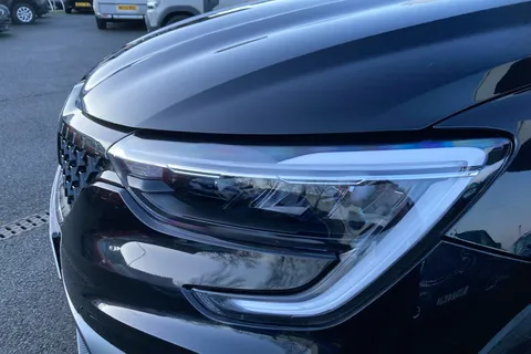 HK74RFN Renault ARKANA 1.6 E-Tech FHEV 145 Esprit Alpine 5dr Auto Thumbnail #38