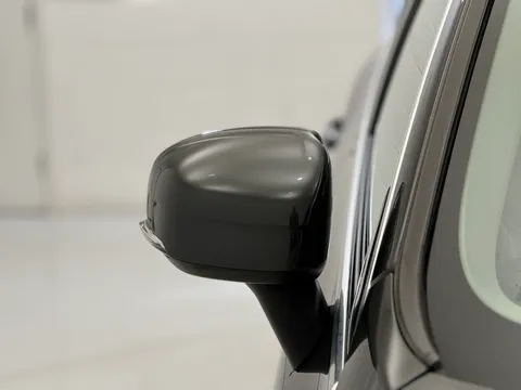 YP70BPU Volvo XC60 2.0 T8 Recharge PHEV Inscription Pro 5dr AWD Auto Thumbnail #37