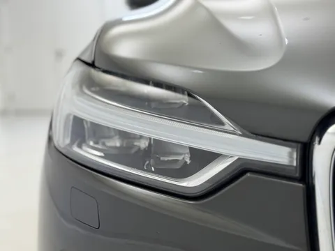 YP70BPU Volvo XC60 2.0 T8 Recharge PHEV Inscription Pro 5dr AWD Auto Thumbnail #42