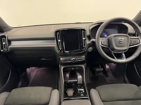 DS72VNH Volvo XC40 2.0 B3P Plus Dark 5dr Auto Thumbnail #12