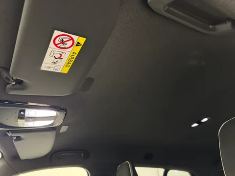 DS72VNH Volvo XC40 2.0 B3P Plus Dark 5dr Auto Thumbnail #14