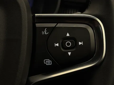 DS72VNH Volvo XC40 2.0 B3P Plus Dark 5dr Auto Thumbnail #27