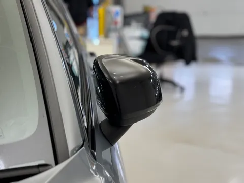 DS72VNH Volvo XC40 2.0 B3P Plus Dark 5dr Auto Thumbnail #35