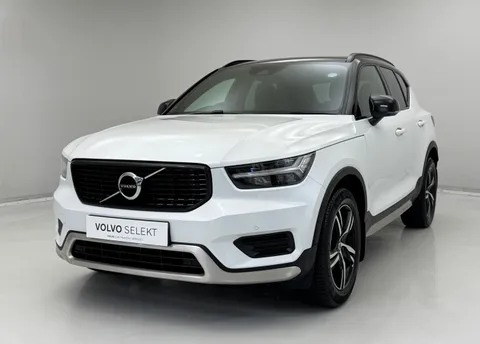 DN71HPL Volvo XC40 2.0 B4P R DESIGN 5dr AWD Auto Thumbnail #4