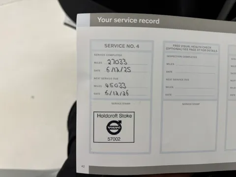 DN71HPL Volvo XC40 2.0 B4P R DESIGN 5dr AWD Auto Thumbnail #19