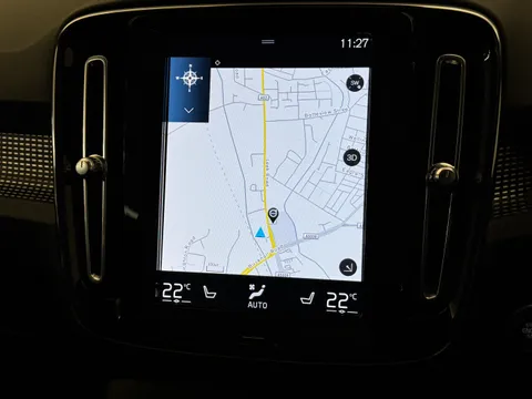 DN71HPL Volvo XC40 2.0 B4P R DESIGN 5dr AWD Auto Thumbnail #28