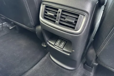 RE69LDV Honda CR-V 1.5 VTEC Turbo SR 5dr Thumbnail #30