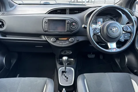 WO19AFE Toyota Yaris 1.5 Hybrid GR-Sport 5dr CVT [Nav] Thumbnail #5