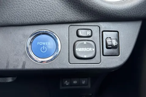 WO19AFE Toyota Yaris 1.5 Hybrid GR-Sport 5dr CVT [Nav] Thumbnail #25