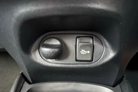 WO19AFE Toyota Yaris 1.5 Hybrid GR-Sport 5dr CVT [Nav] Thumbnail #28