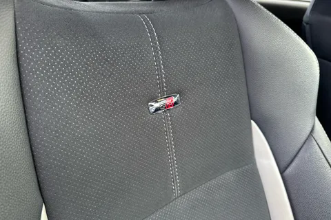 WO19AFE Toyota Yaris 1.5 Hybrid GR-Sport 5dr CVT [Nav] Thumbnail #30