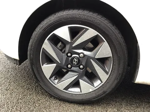 DL74EHM Hyundai i10 1.0 [63] Advance 5dr Auto [Nav] Thumbnail #16