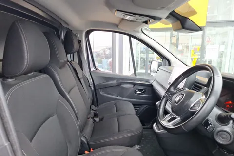 YK23ZLP Renault Trafic LL30 Blue dCi 170 Sport Van EDC Thumbnail #4