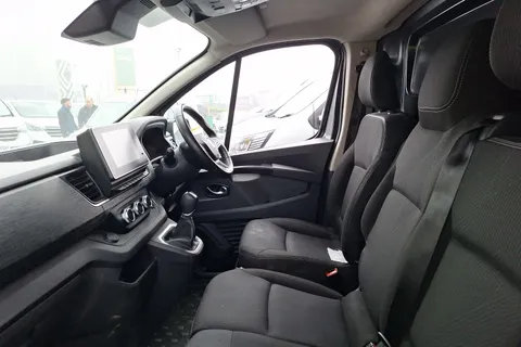 YK23ZLP Renault Trafic LL30 Blue dCi 170 Sport Van EDC Thumbnail #10