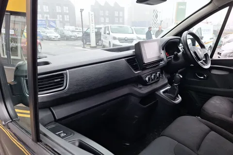 YK23ZLP Renault Trafic LL30 Blue dCi 170 Sport Van EDC Thumbnail #11