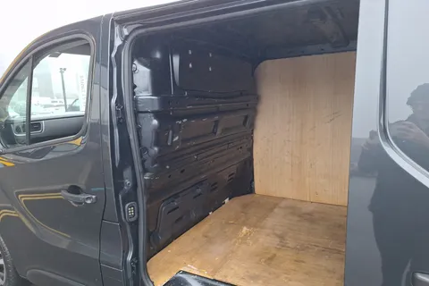 YK23ZLP Renault Trafic LL30 Blue dCi 170 Sport Van EDC Thumbnail #17