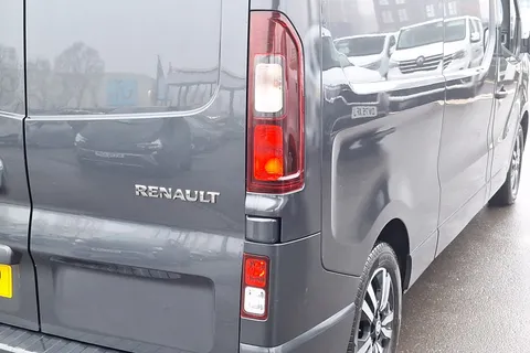 YK23ZLP Renault Trafic LL30 Blue dCi 170 Sport Van EDC Thumbnail #21