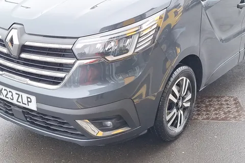 YK23ZLP Renault Trafic LL30 Blue dCi 170 Sport Van EDC Thumbnail #15