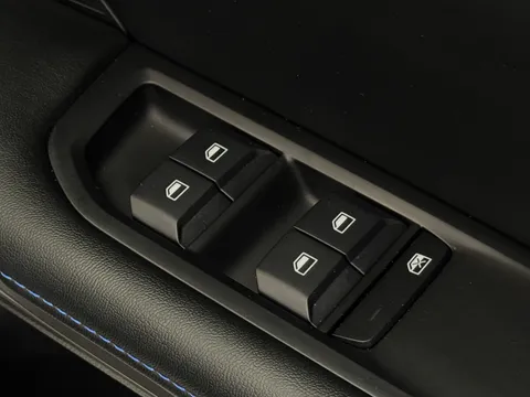 DU25RUA Mg Motor Uk Mg4 150kW Trophy EV Long Range 64kWh 5dr Auto Thumbnail #18