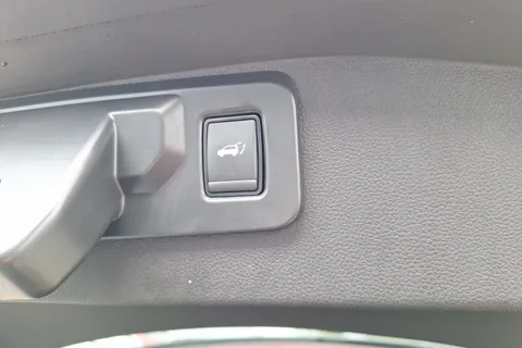 BF75YMC Renault Austral E-Tech Full Hybrid Techno Esprit Alpine 5dr Auto Thumbnail #22