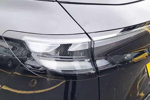 BF75YMC Renault Austral E-Tech Full Hybrid Techno Esprit Alpine 5dr Auto Thumbnail #17