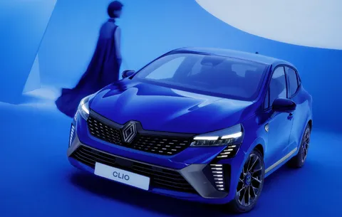 Renault Clio iconic Esprit Alpine full hybrid E-Tech 145  Thumbnail #5