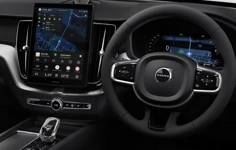  Volvo XC60 HYBRID T8 ULTRA BLACK EDITION Thumbnail #4