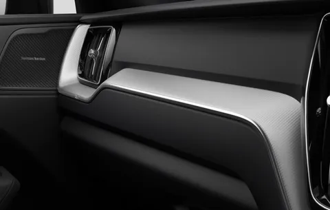  Volvo XC60 HYBRID T6 PLUS BLACK EDITION Thumbnail #5