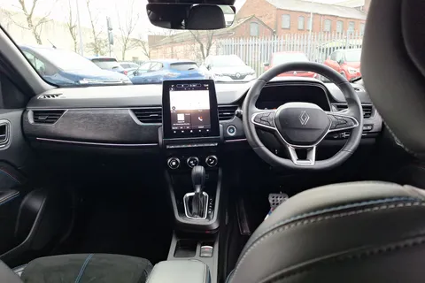 HK74RKX Renault ARKANA 1.6 E-Tech FHEV 145 Esprit Alpine 5dr Auto Thumbnail #4