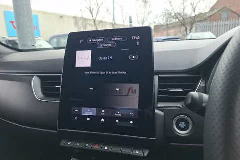 HK74RKX Renault ARKANA 1.6 E-Tech FHEV 145 Esprit Alpine 5dr Auto Thumbnail #38