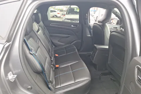 HK74RKX Renault ARKANA 1.6 E-Tech FHEV 145 Esprit Alpine 5dr Auto Thumbnail #32