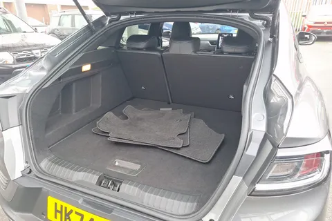 HK74RKX Renault ARKANA 1.6 E-Tech FHEV 145 Esprit Alpine 5dr Auto Thumbnail #21