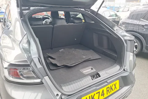 HK74RKX Renault ARKANA 1.6 E-Tech FHEV 145 Esprit Alpine 5dr Auto Thumbnail #19