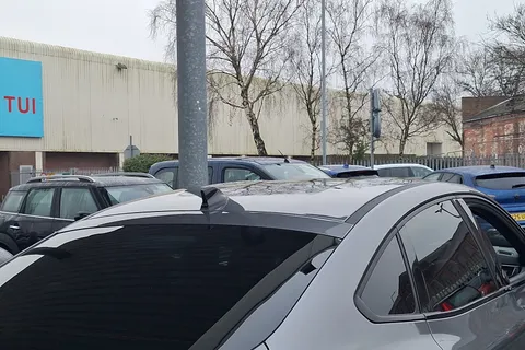 HK74RKX Renault ARKANA 1.6 E-Tech FHEV 145 Esprit Alpine 5dr Auto Thumbnail #26