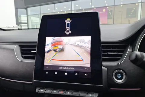 HK74RKX Renault ARKANA 1.6 E-Tech FHEV 145 Esprit Alpine 5dr Auto Thumbnail #41