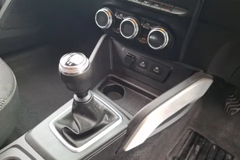 BK22MXU Dacia Duster 1.0 TCe 100 Bi-Fuel Prestige 5dr Thumbnail #13