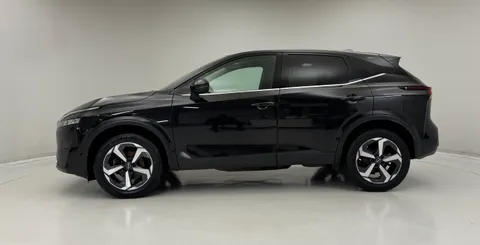 YH72XGE Nissan Qashqai 1.3 DiG-T MH N-Connecta 5dr Thumbnail #7