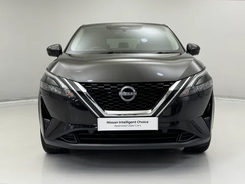 YH72XGE Nissan Qashqai 1.3 DiG-T MH N-Connecta 5dr Thumbnail #5