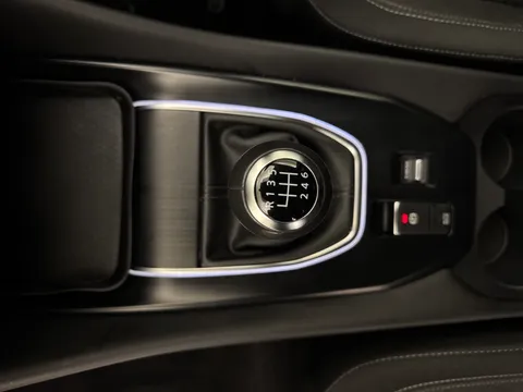 YH72XGE Nissan Qashqai 1.3 DiG-T MH N-Connecta 5dr Thumbnail #17