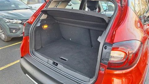 HV18WGN Renault Captur 1.5 dCi 90 Signature X Nav 5dr Thumbnail #16