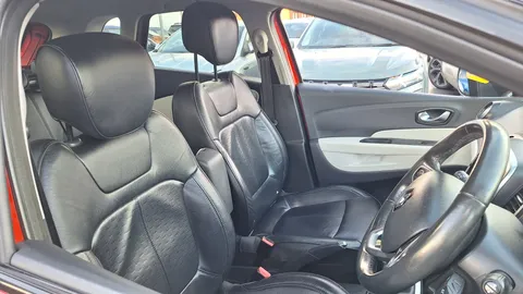 HV18WGN Renault Captur 1.5 dCi 90 Signature X Nav 5dr Thumbnail #18