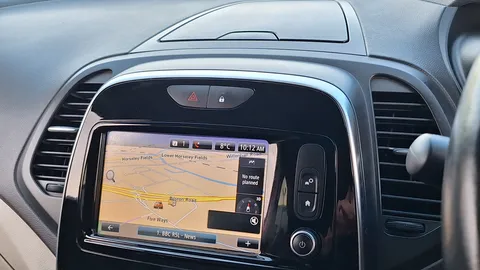 HV18WGN Renault Captur 1.5 dCi 90 Signature X Nav 5dr Thumbnail #25